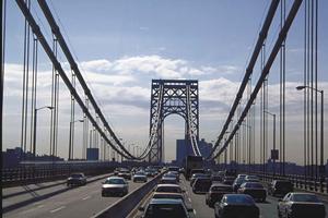 岡山・香川エリア最大級の自動車販売店「くるまのハヤシ」倉敷店の魅力とサービス紹介