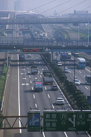 紫外線や雨から守るボディカバー車