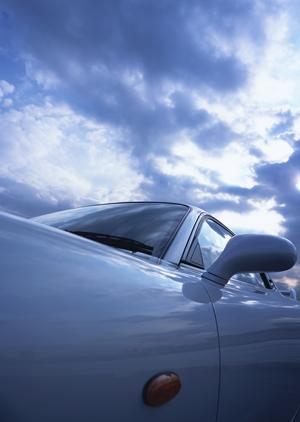 高品質な車の保護を実現！プロテクションフィルムの効果と選び方ガイド